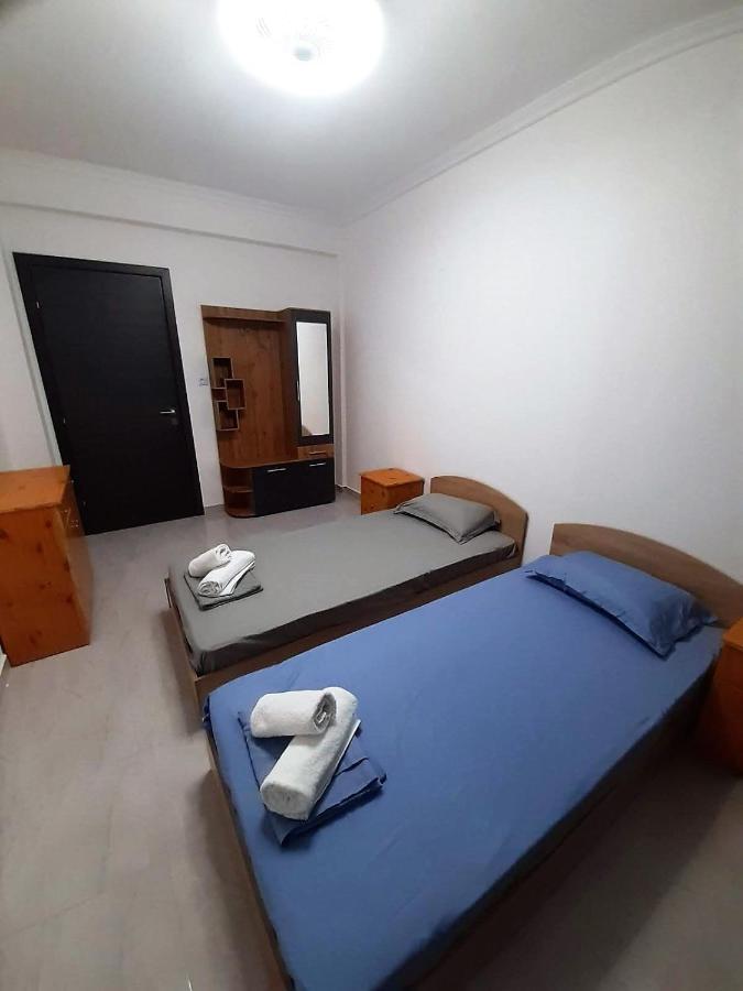 Ourania Apartment อัสโปรวาลตา ภายนอก รูปภาพ
