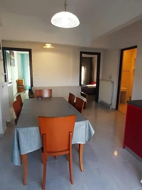 Ourania Apartment อัสโปรวาลตา ภายนอก รูปภาพ
